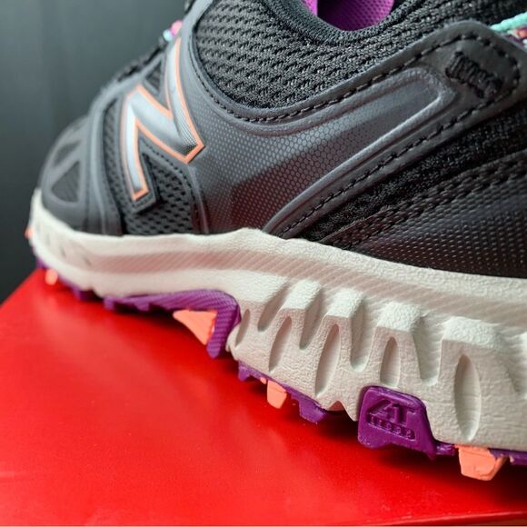 WIDE New Balance 412 Techride Size 6 / 6.5 Women's - Picture 8 of 13